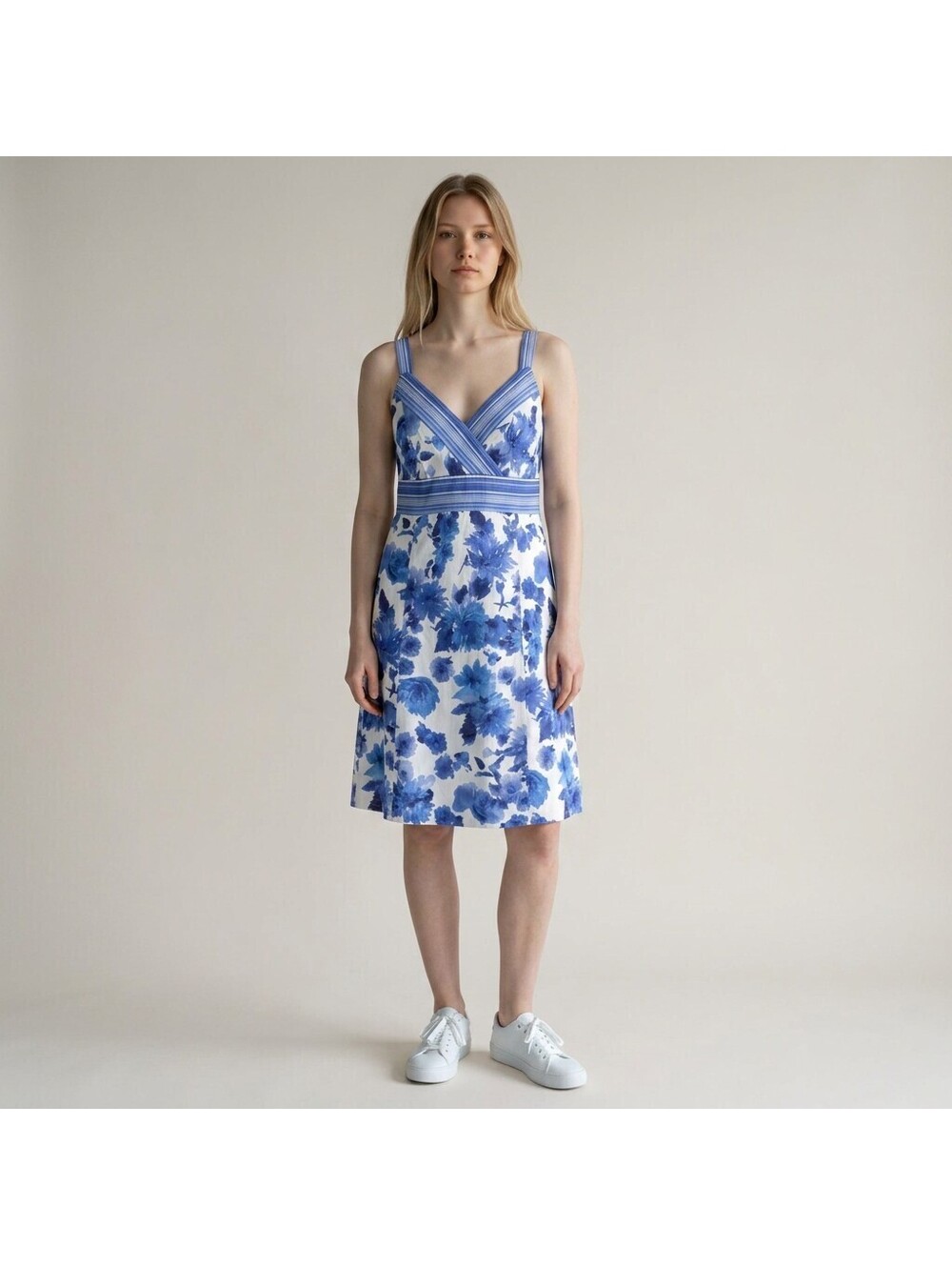 R&K Originals Dress Women M Medium White Floral Shift Midi Sleeveless V-Neck